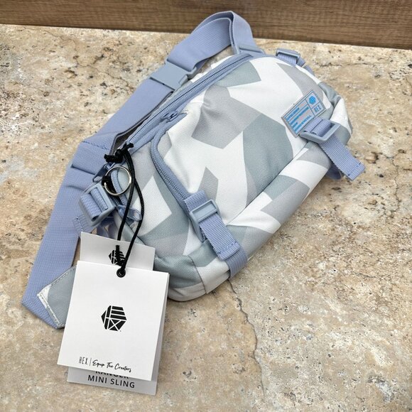 HEX Ranger DSLR Mini Sling Camera Bag Womens Artic Camo Blue White Pockets NWT - Picture 3 of 11